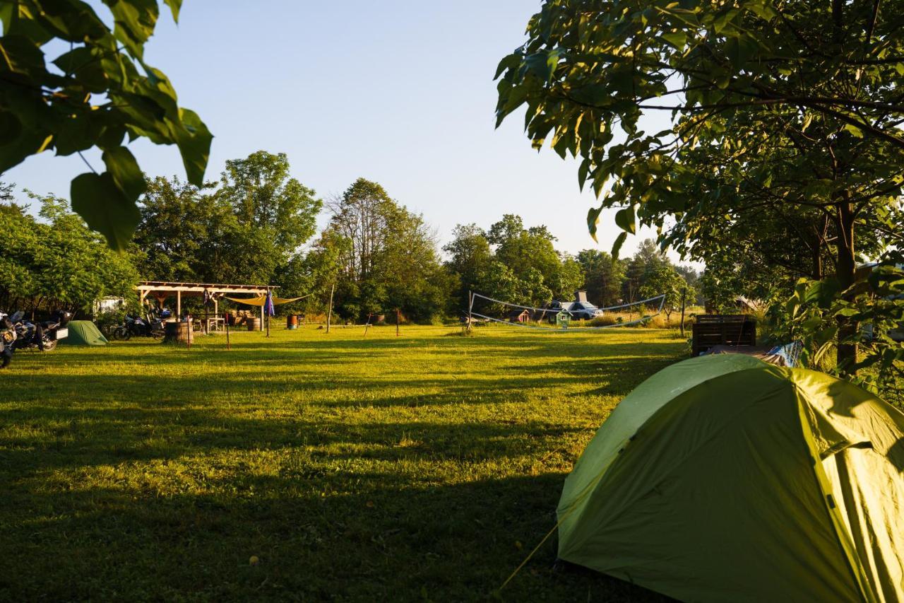 Camping @ Nogometni Golf Ljubljana Hotell Eksteriør bilde