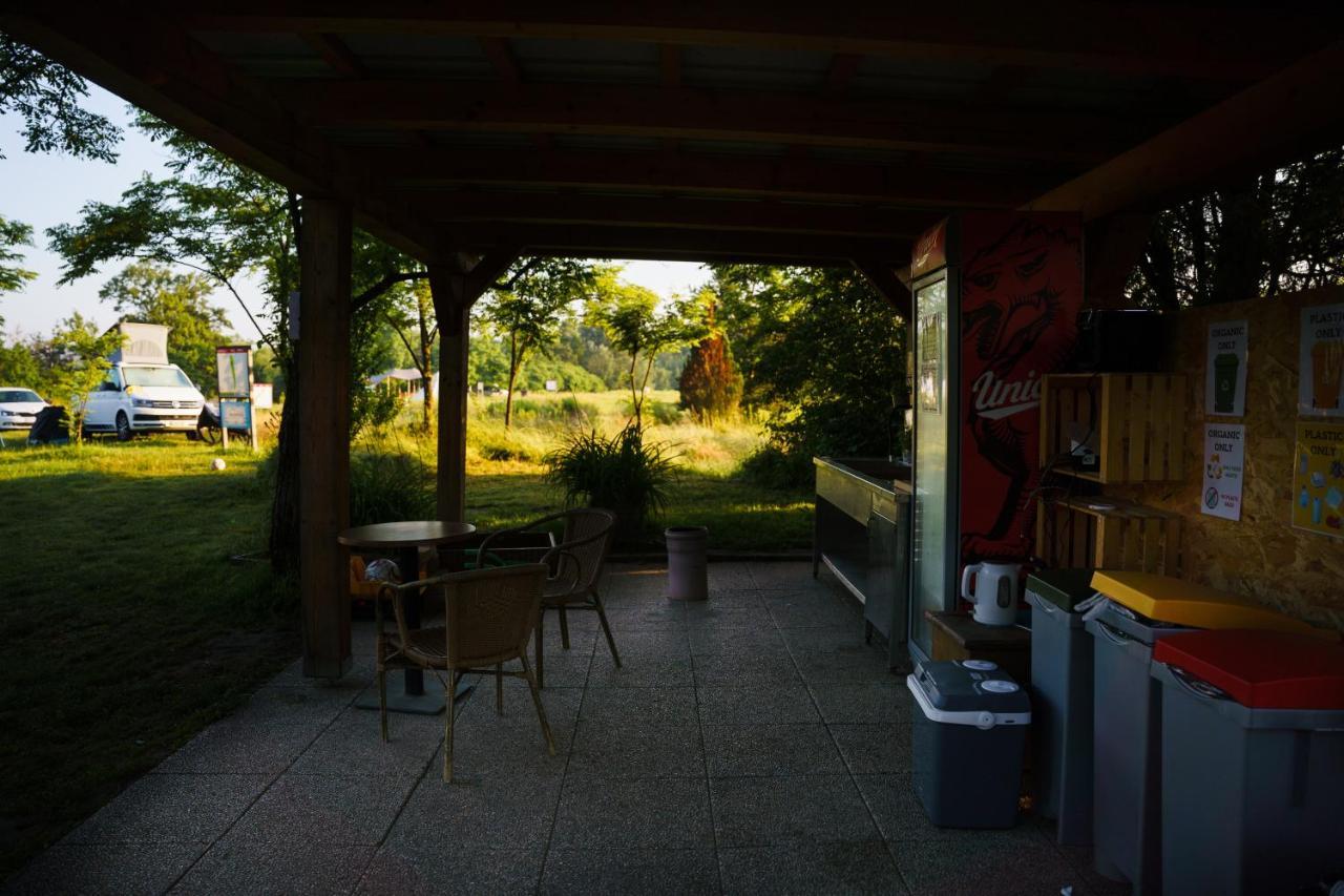 Camping @ Nogometni Golf Ljubljana Hotell Eksteriør bilde